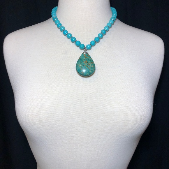 Turquoise Blue Stone Beaded Teardrop Necklace - Picture 3 of 3